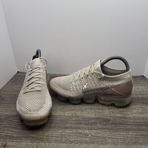 Nike Air Vapormax Flyknit 849557-202 Size 8 Chrome Sunset Glow Running Shoes